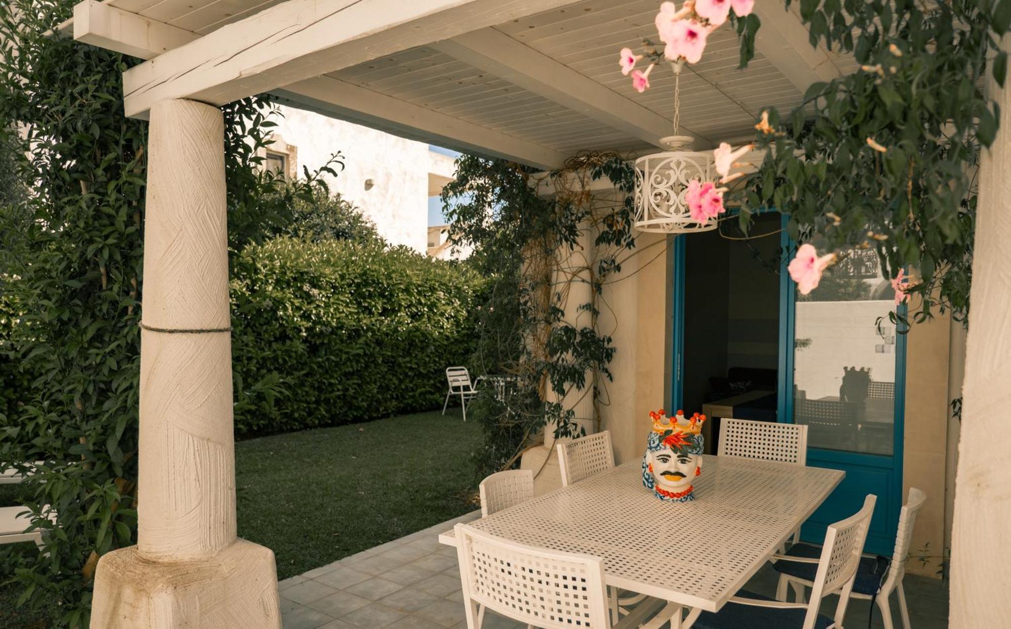 Blu Cobalto Aparthotel Ispica Exterior photo